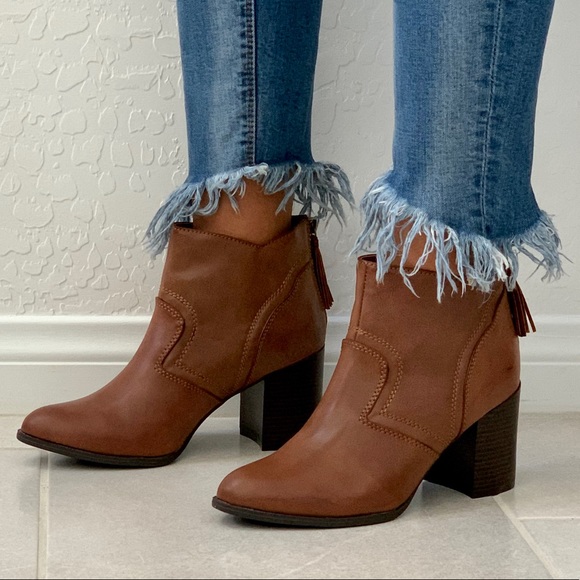 NIB Tassel Accent Cognac Burnished Western Bootie - Picture 2 of 9